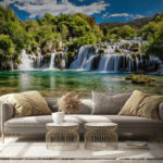 Fotótapéta Krka Nemzeti Park fákkal és kék éggel körülvéve