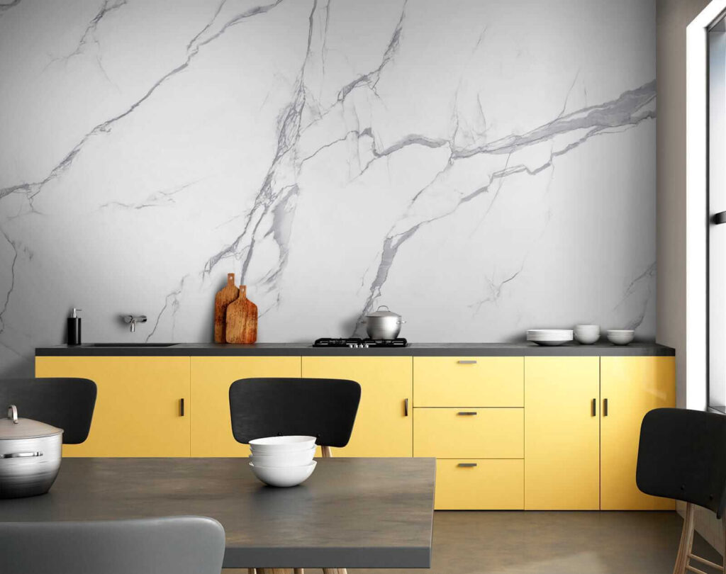 White marble with cracks White marble with cracks