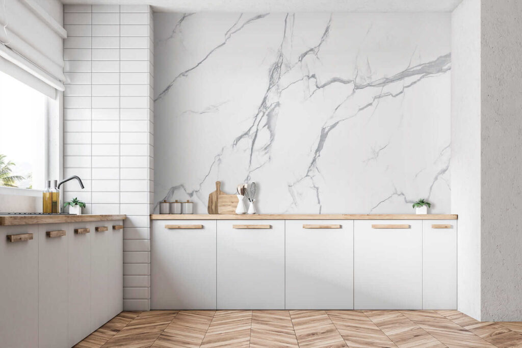 White marble with cracks White marble with cracks