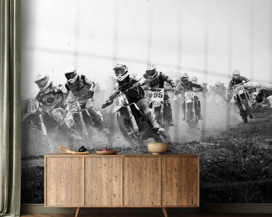 Emberek csoportja dirt bike-okon