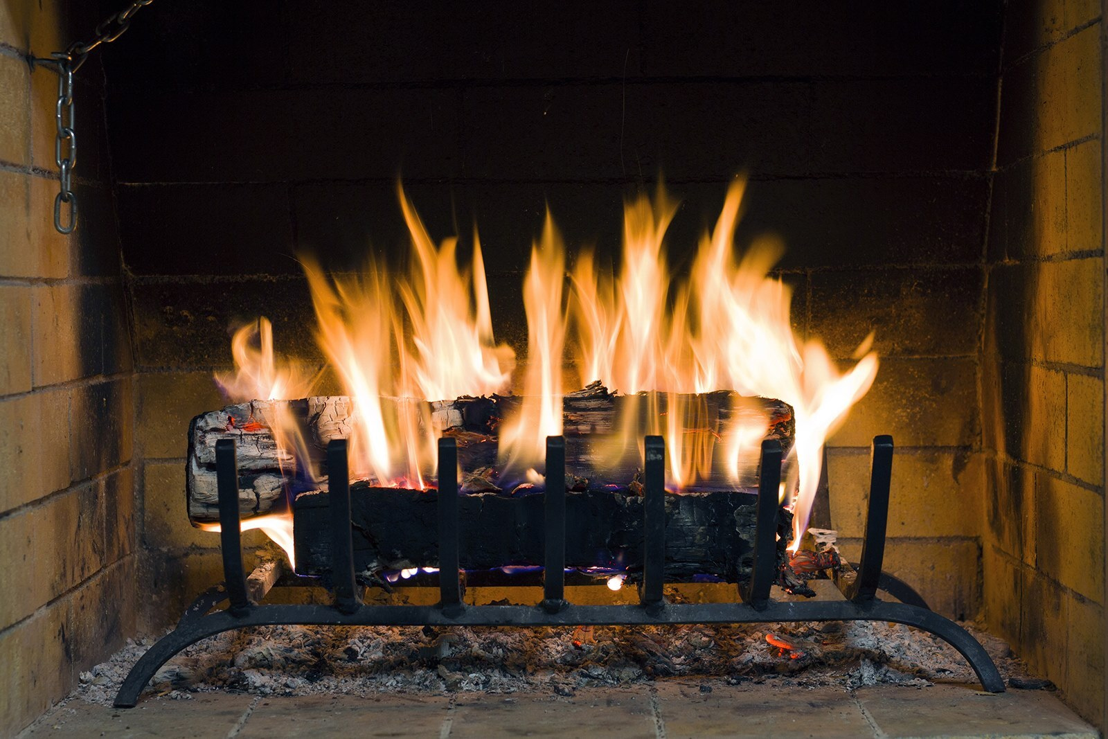 Tűz a kandallóban u56584p - Tűz a kandallóban - tegory