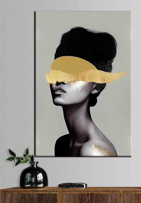 Titokzatos csillogásba burkolt elegancia Titokzatos csillogásba burkolt elegancia