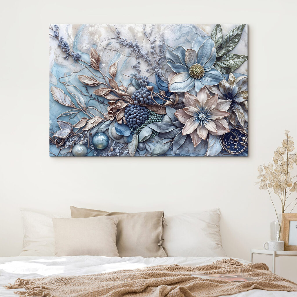 Floral arrangement in cool tones Floral arrangement in cool tones