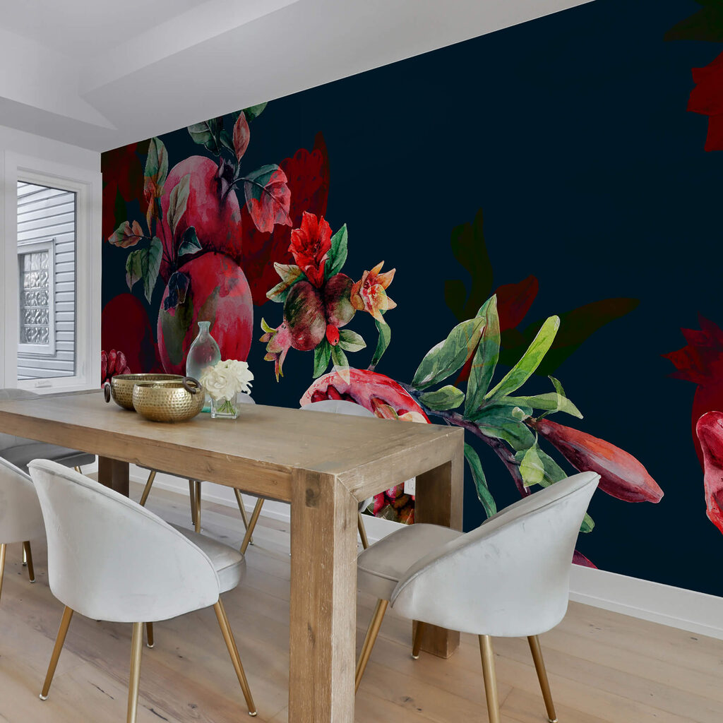 Gránátalma és virágok mintája