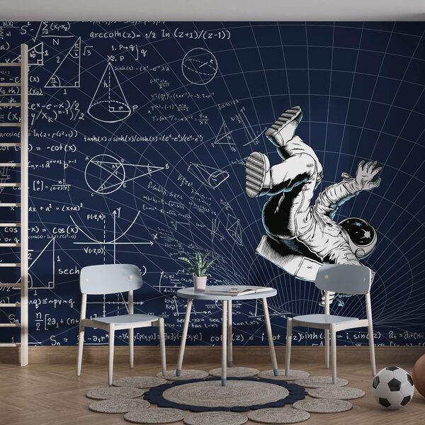 Ember űrruhában, aki matematikai egyenleteket tartalmazó táblára esik Ember űrruhában, aki matematikai egyenleteket tartalmazó táblára esik