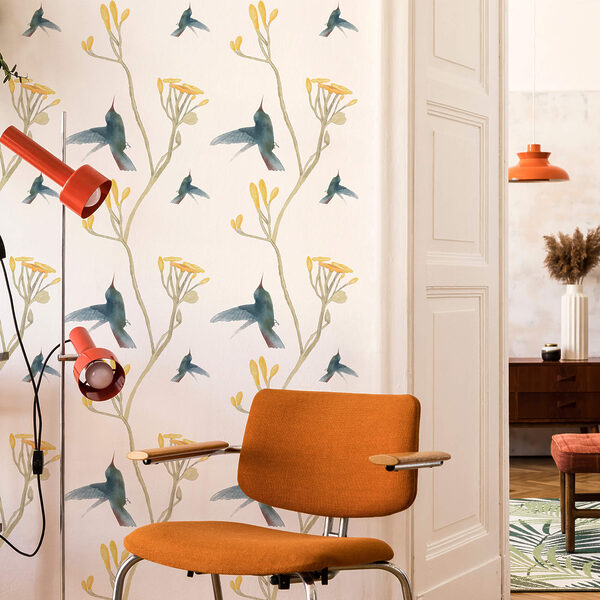 Madarak és virágok mintája