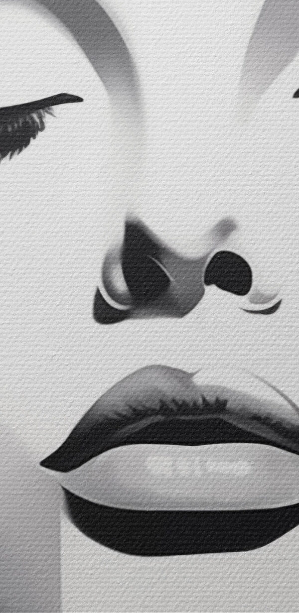Dreamy portraits in striking contrast