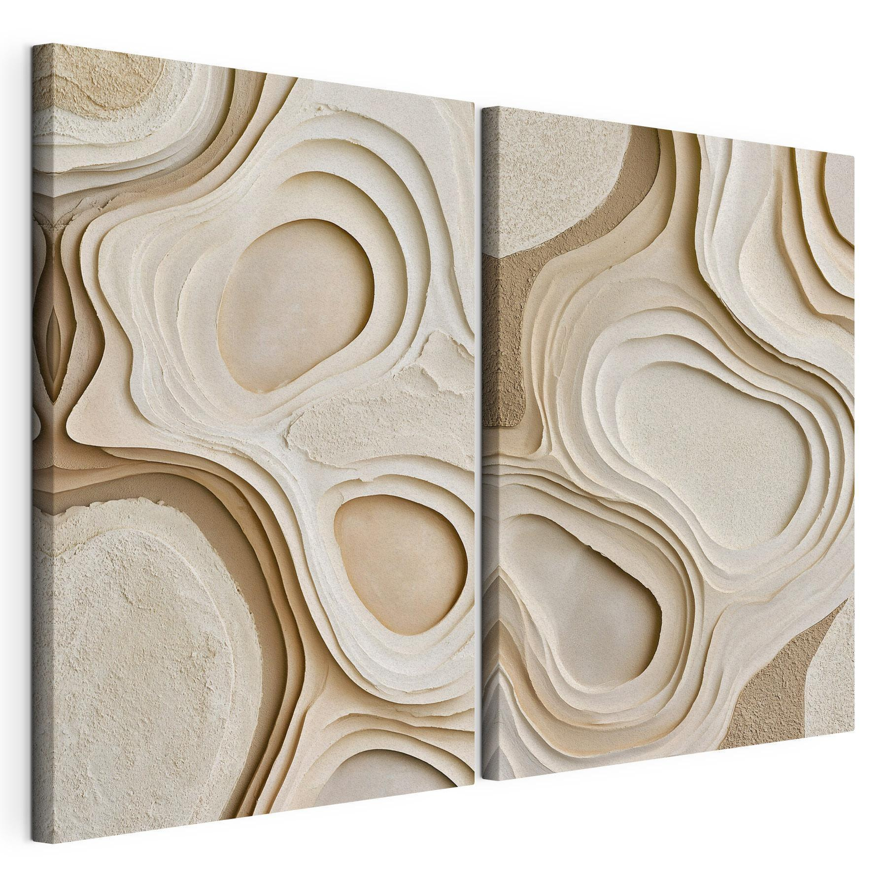 Organic shapes and flowing lines blend